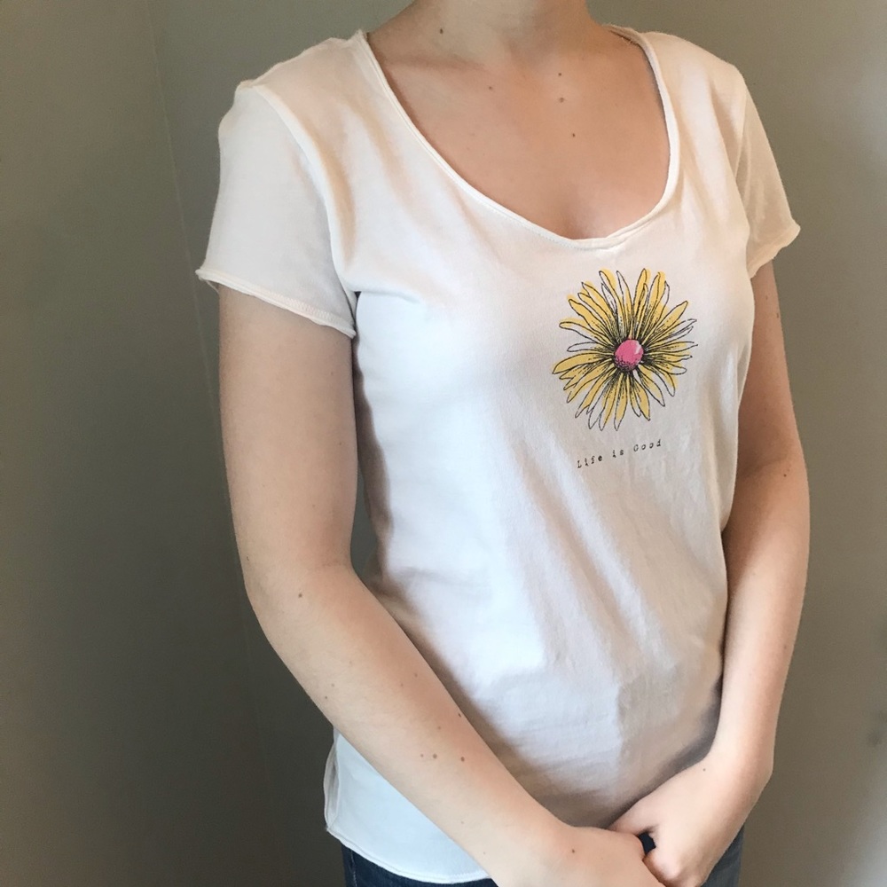 Life Is Good Short Sleeve Graphic Tee XS